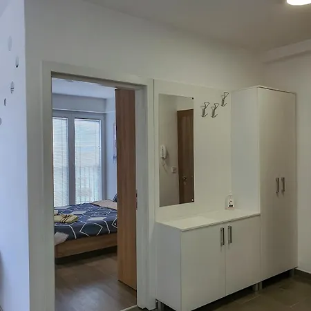 New Business Apt11 Center Appartement *